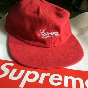 Supreme Brushed Twill Script 6-Panel Snapback Hat